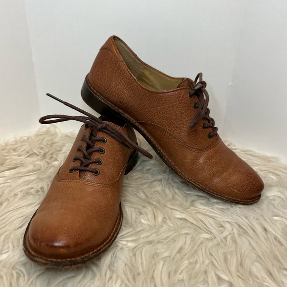 FRYE Paige Oxford Loafer Lace Up Camel Brown LeatherSize 9B‎ Used